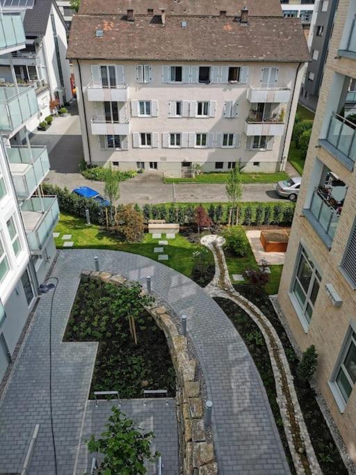 Wohnen Direkt Am Uferpark Mit Grossem Balkon Und Seeblick Friedrichshafen Exterior foto