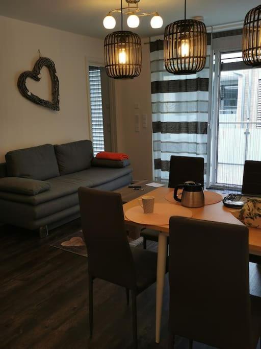Wohnen Direkt Am Uferpark Mit Grossem Balkon Und Seeblick Friedrichshafen Exterior foto