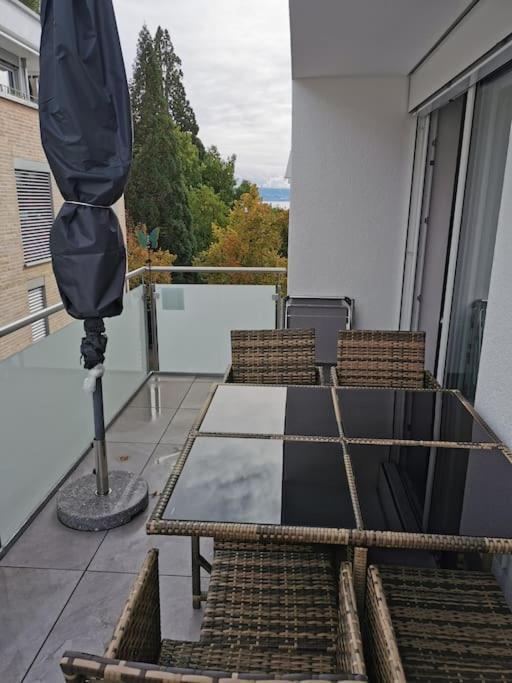Wohnen Direkt Am Uferpark Mit Grossem Balkon Und Seeblick Friedrichshafen Exterior foto
