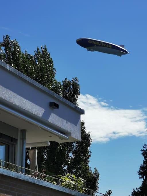 Wohnen Direkt Am Uferpark Mit Grossem Balkon Und Seeblick Friedrichshafen Exterior foto