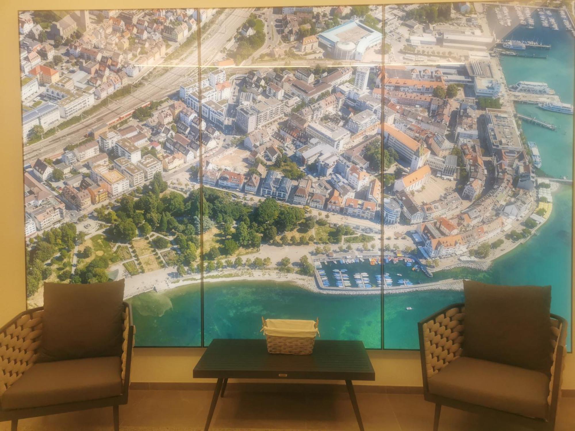 Wohnen Direkt Am Uferpark Mit Grossem Balkon Und Seeblick Friedrichshafen Quarto foto
